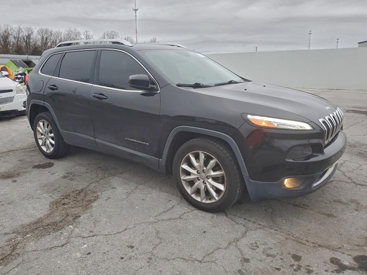 2016 JEEP CHEROKEE LIMITED photo 4