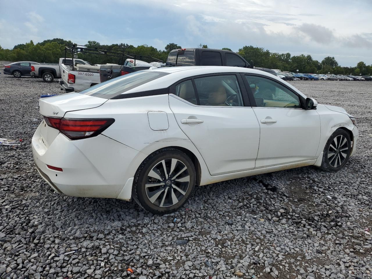2023 NISSAN SENTRA SV photo 3