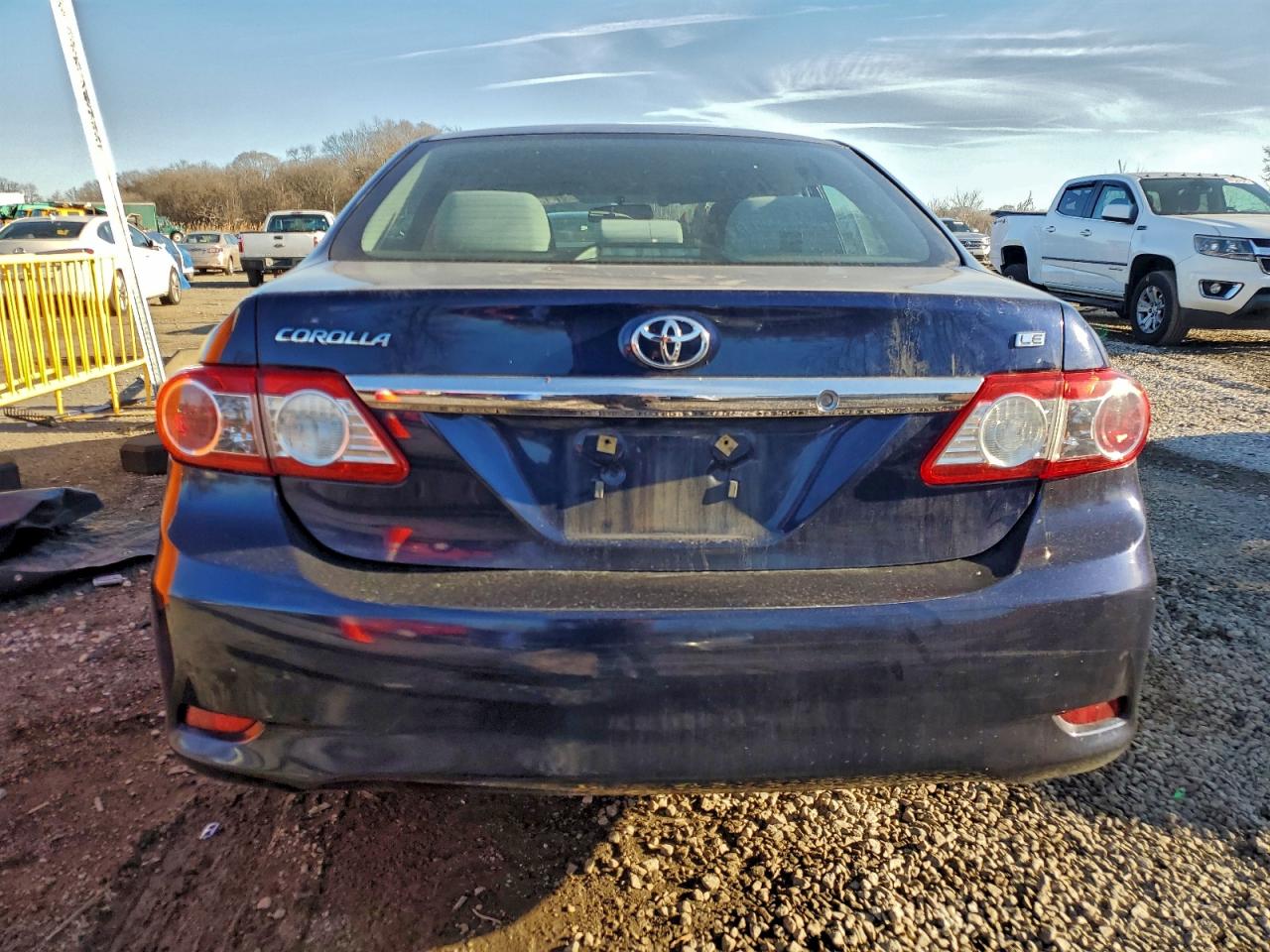 2013 TOYOTA COROLLA BASE photo 6