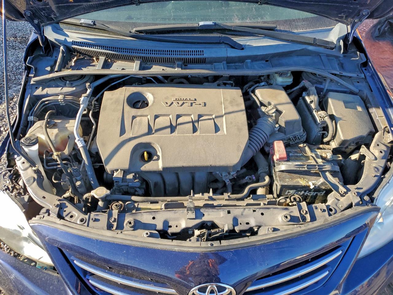 2013 TOYOTA COROLLA BASE photo 11