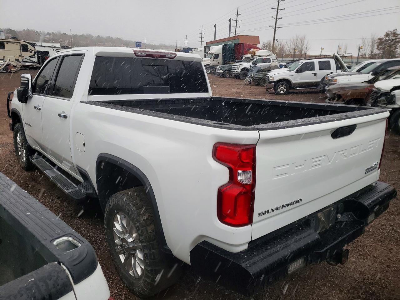 2020 CHEVROLET SILVERADO K2500 HIGH COUNTRY photo 2