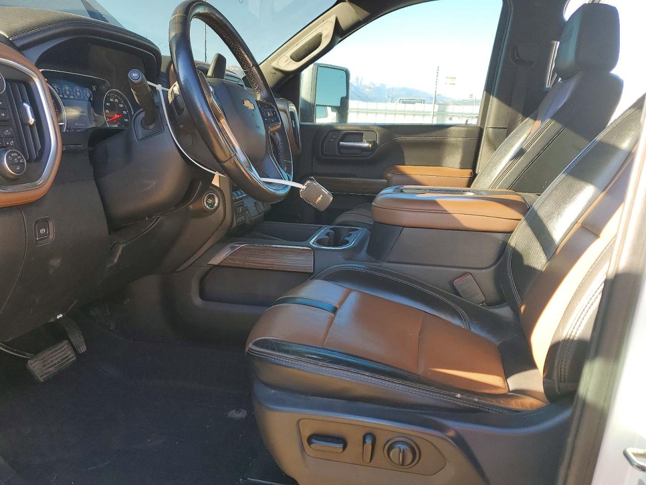 2020 CHEVROLET SILVERADO K2500 HIGH COUNTRY photo 7