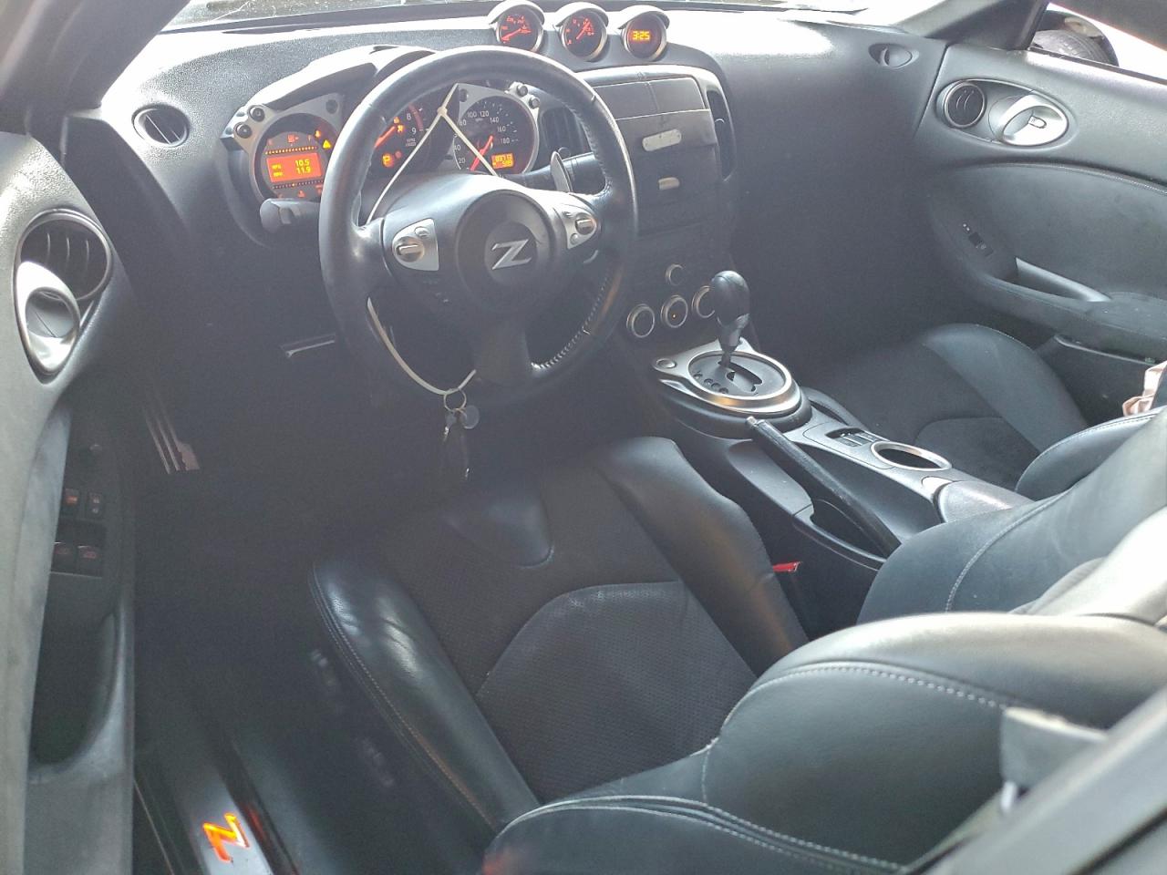 2009 NISSAN 370Z photo 8