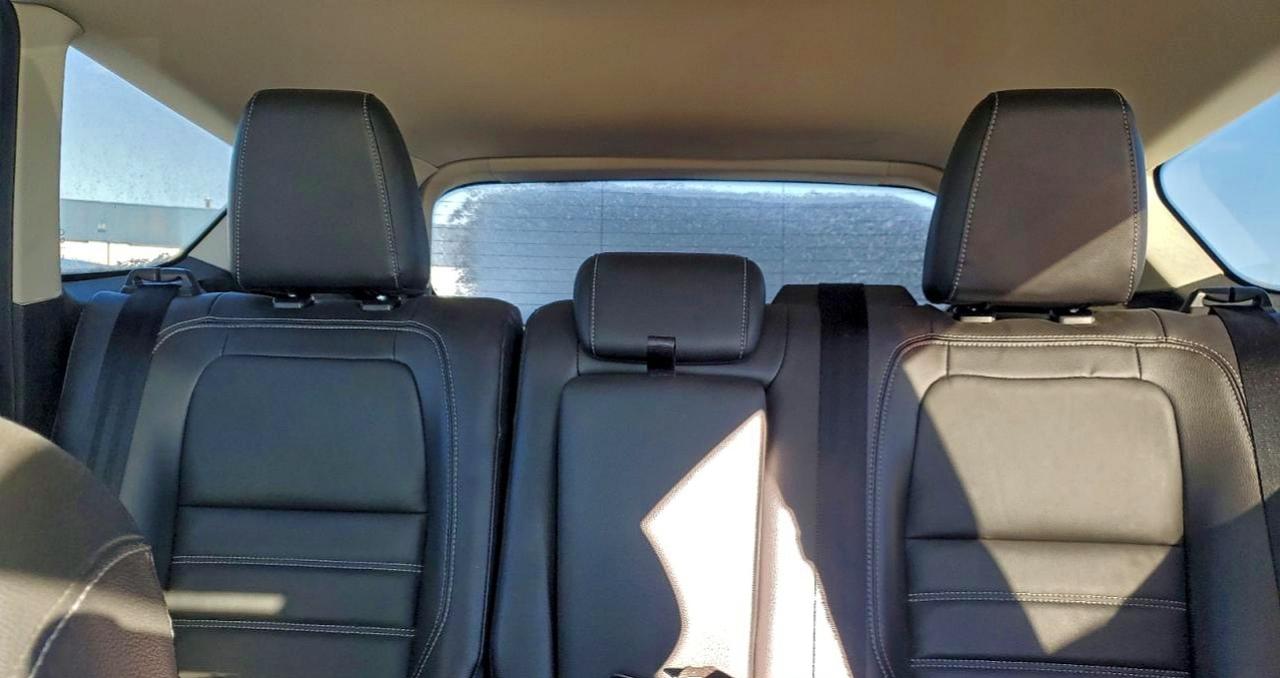 2017 FORD ESCAPE TITANIUM photo 10