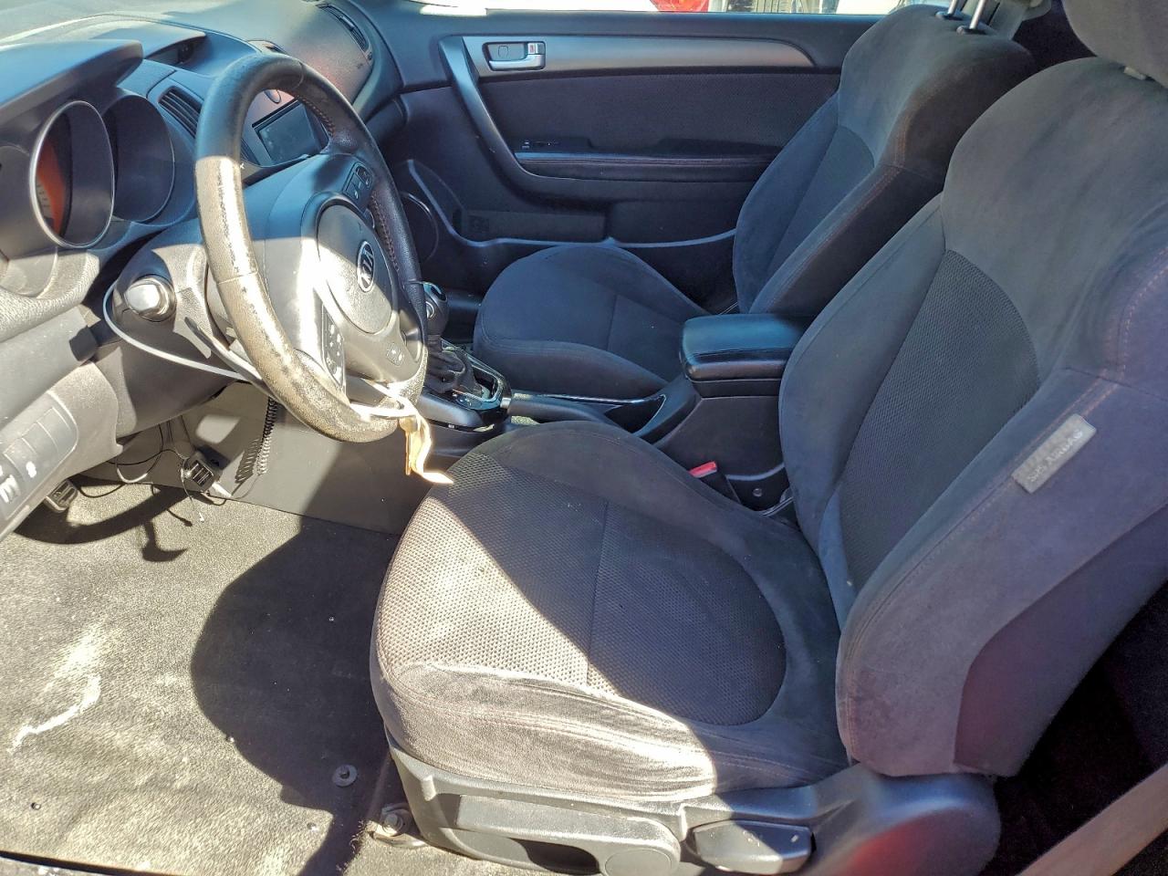 2012 KIA FORTE SX photo 7