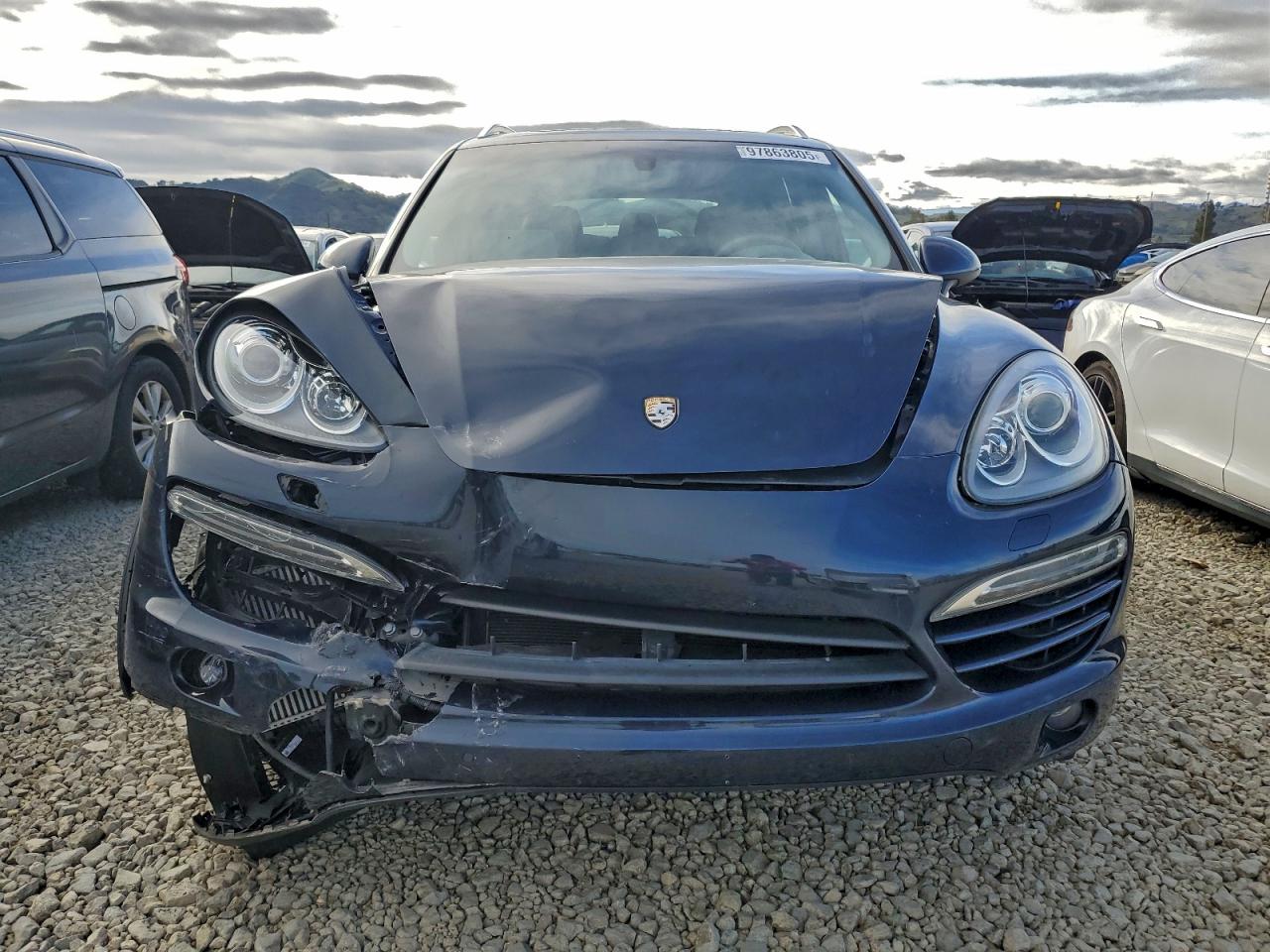 2013 PORSCHE CAYENNE photo 5