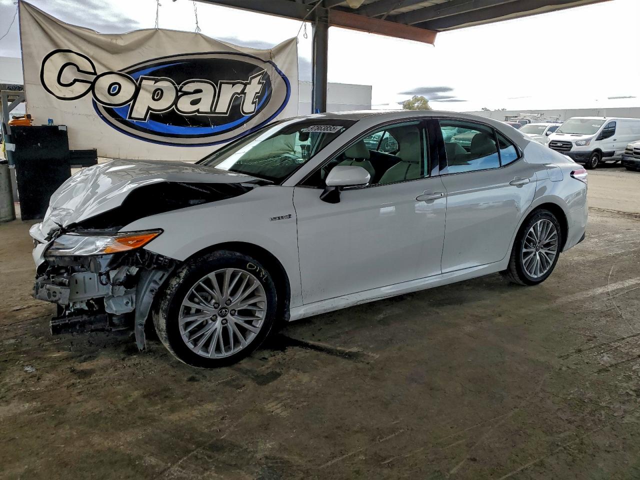 2019 TOYOTA CAMRY