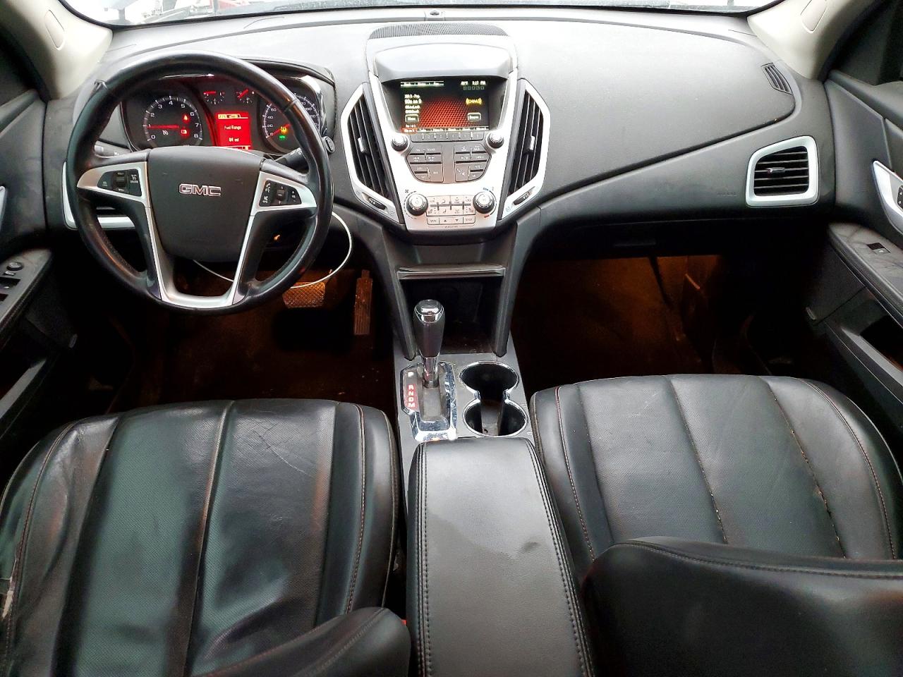 2017 GMC TERRAIN SLT photo 8