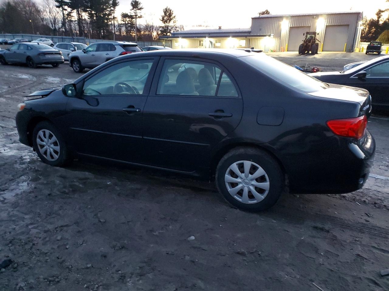 2009 TOYOTA COROLLA BASE photo 2