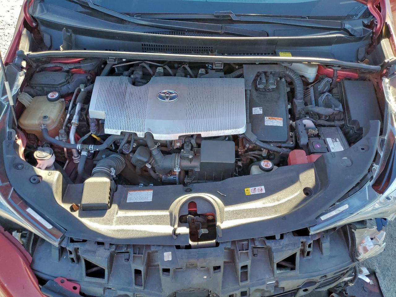 2018 TOYOTA PRIUS photo 11