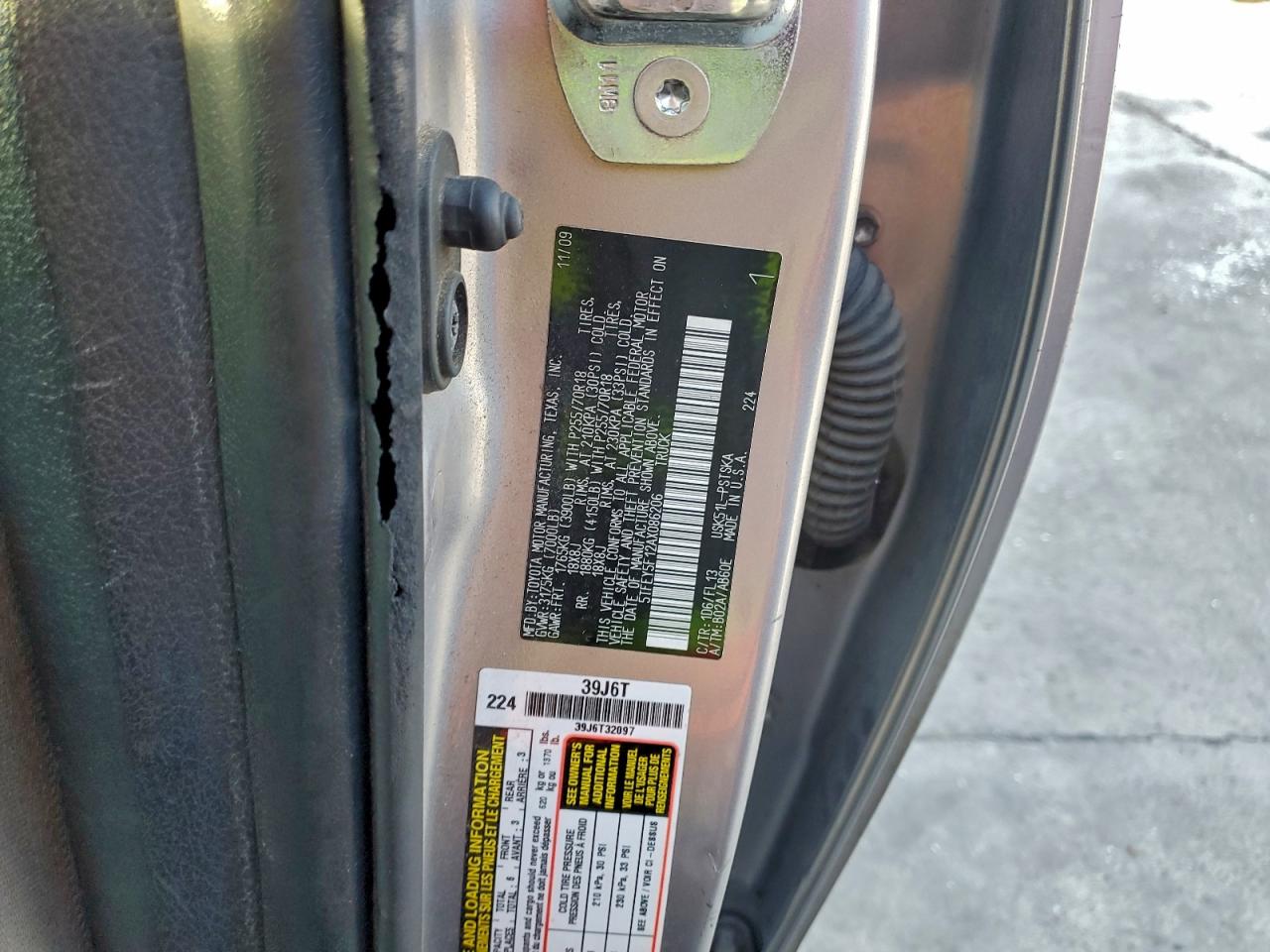 2010 TOYOTA TUNDRA CREWMAX SR5 photo 12