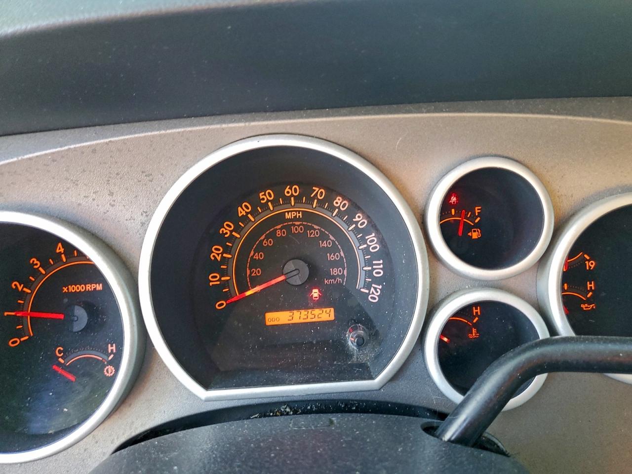 2010 TOYOTA TUNDRA CREWMAX SR5 photo 9