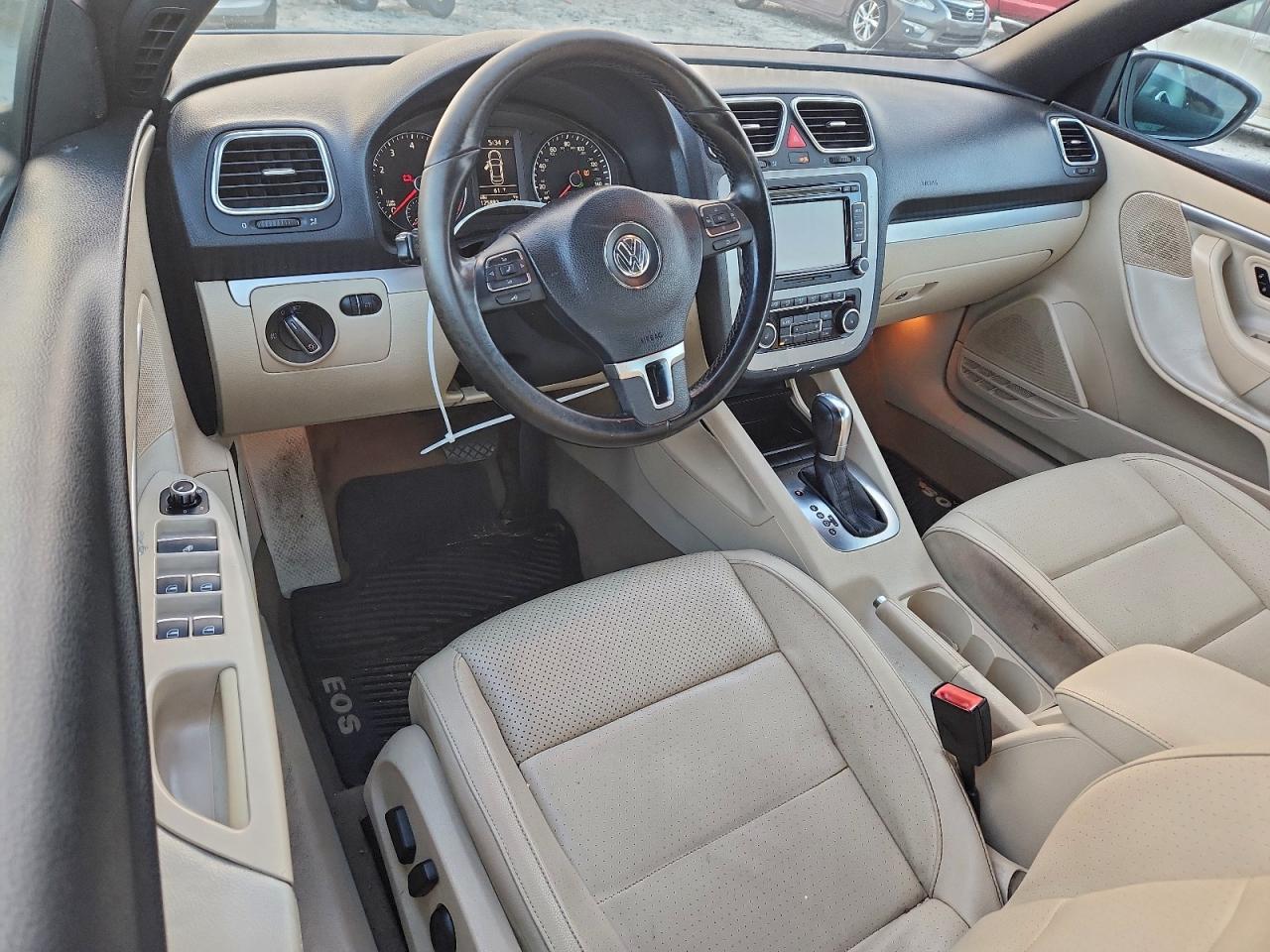2012 VOLKSWAGEN EOS KOMFORT photo 8