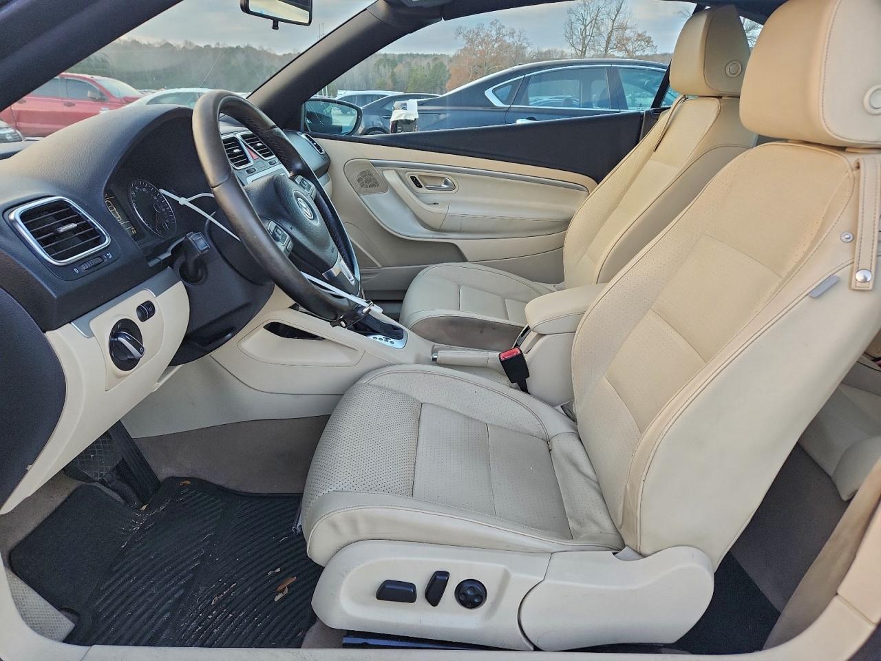 2012 VOLKSWAGEN EOS KOMFORT photo 7