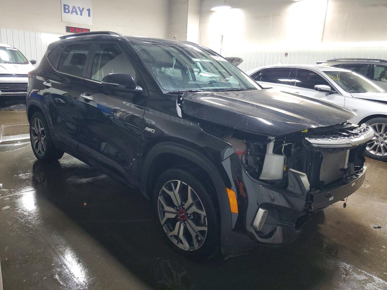 2023 KIA SELTOS SX photo 7