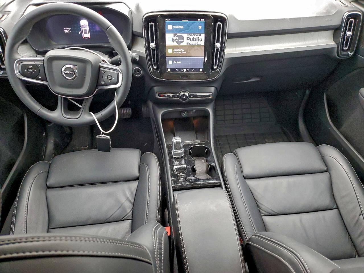 2024 VOLVO XC40 ULTIMATE photo 15