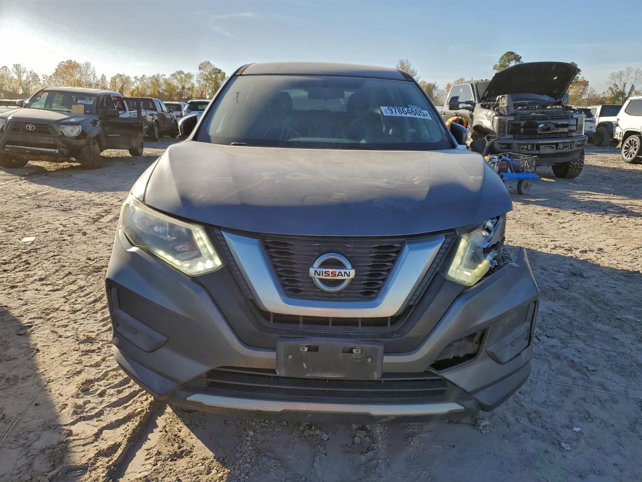 2017 NISSAN ROGUE SV photo 5
