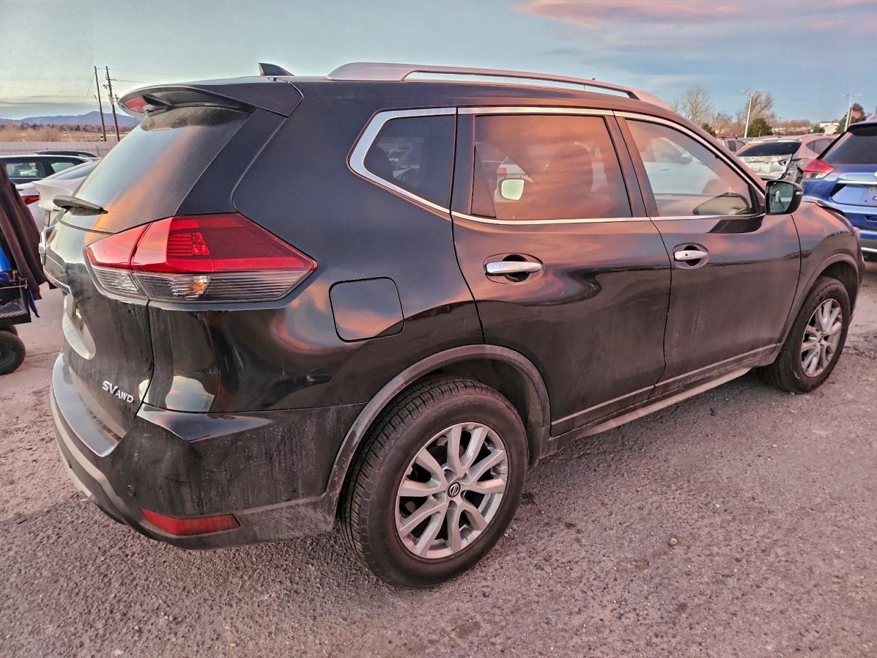 2020 NISSAN ROGUE S photo 3