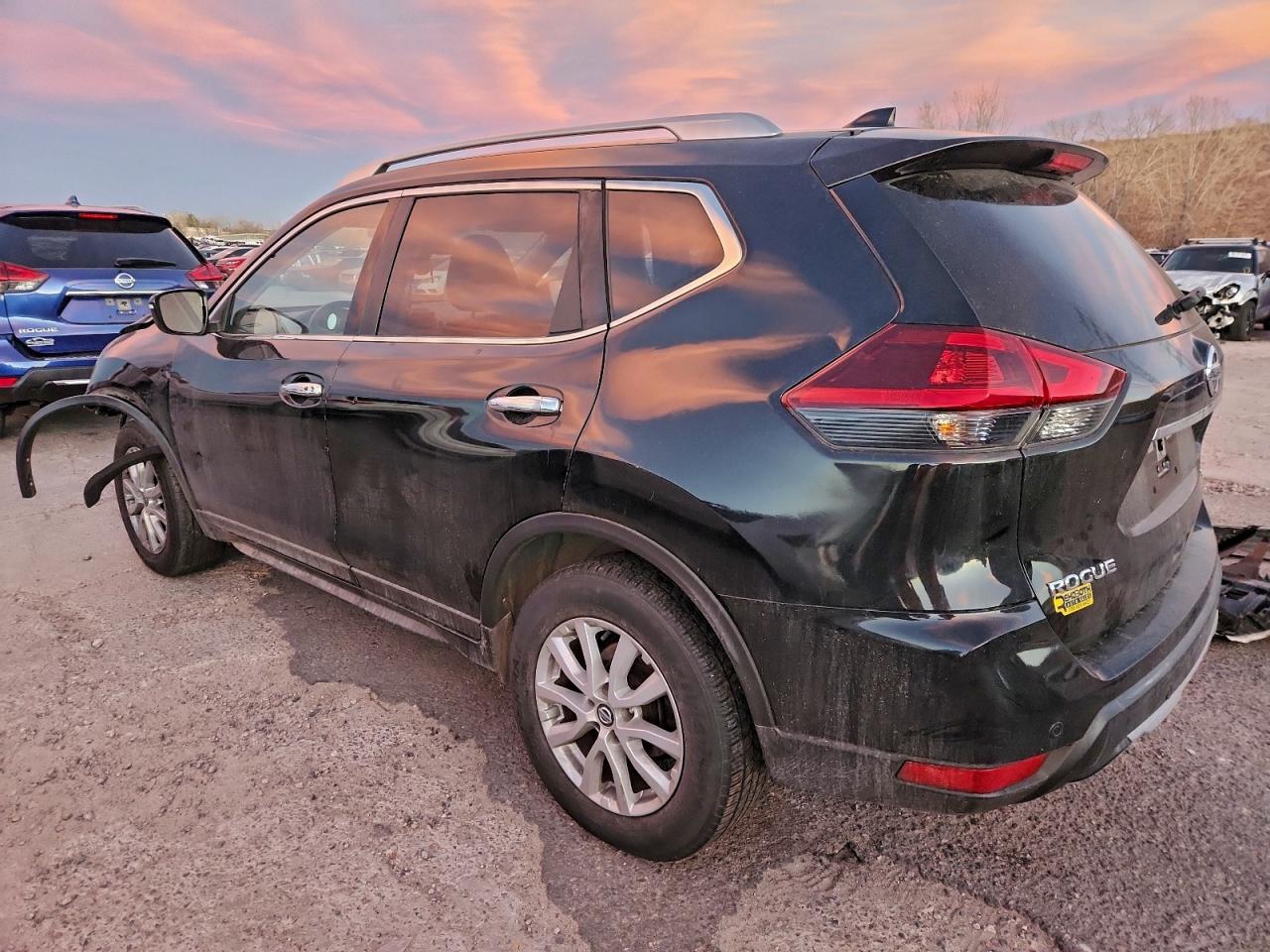 2020 NISSAN ROGUE S photo 2