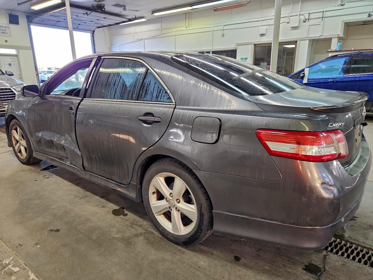 2010 TOYOTA CAMRY BASE photo 2