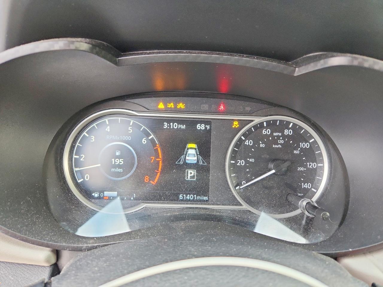 2021 NISSAN VERSA SV photo 9