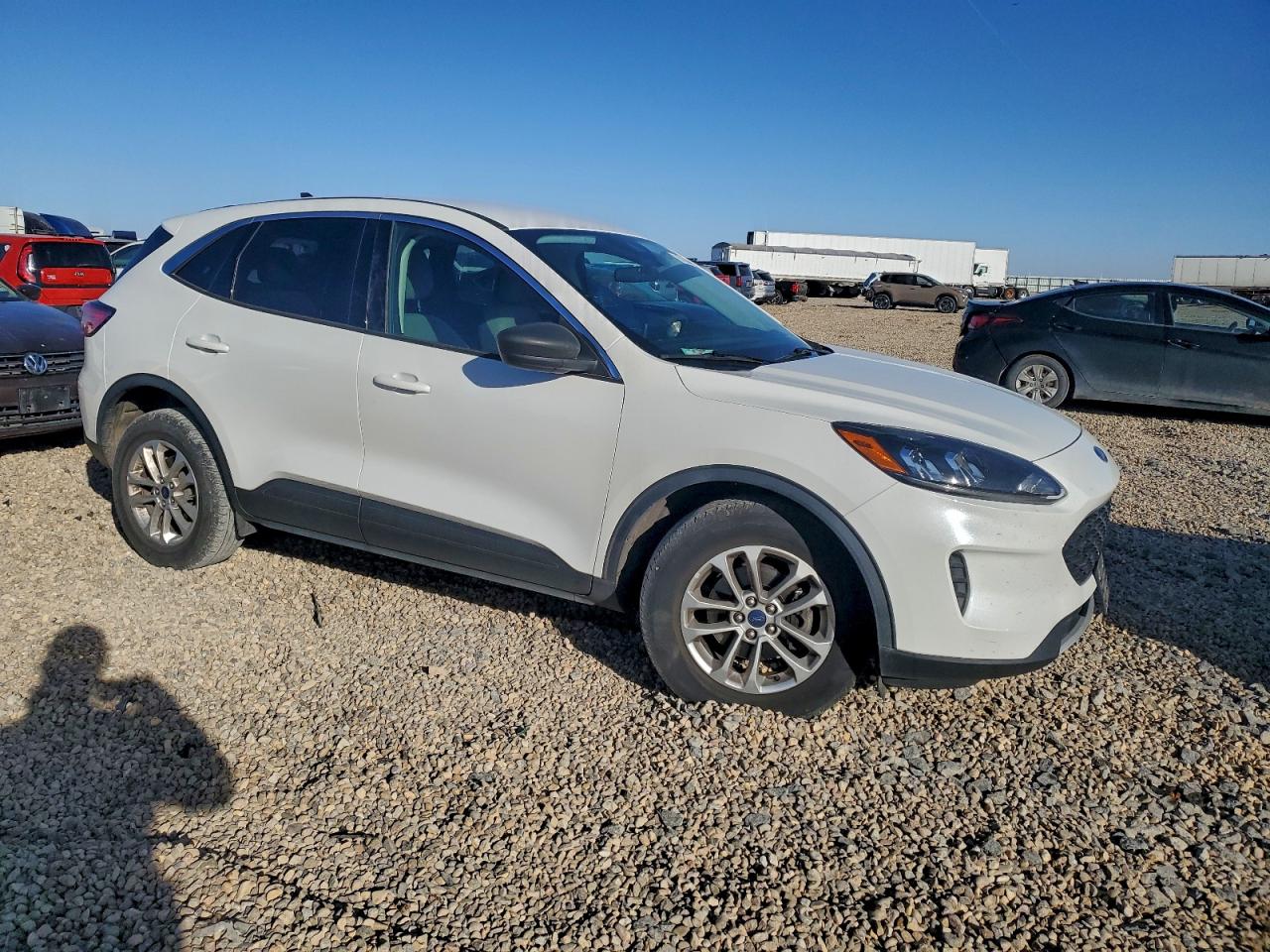 2022 FORD ESCAPE SE photo 4
