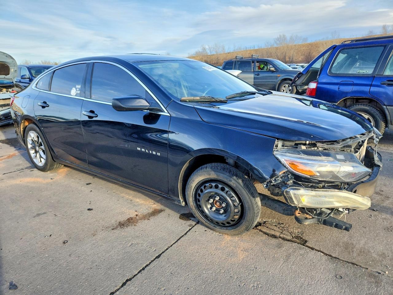 2020 CHEVROLET MALIBU LT photo 4