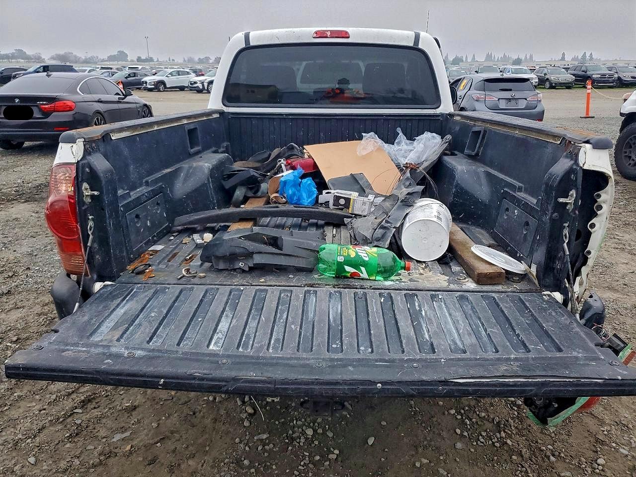 2006 TOYOTA TACOMA photo 10