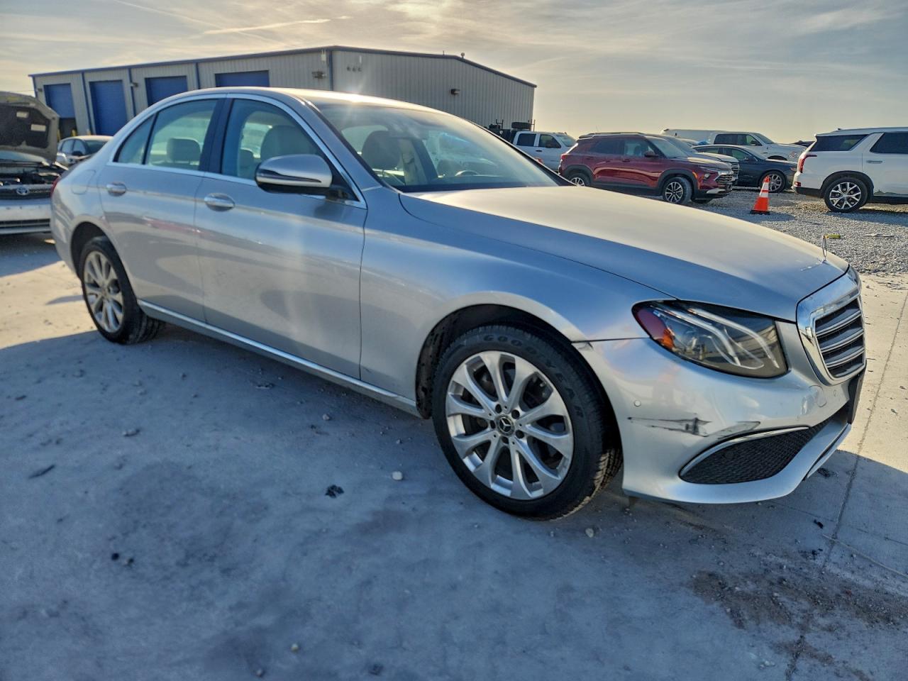 2018 MERCEDES-BENZ E 300 4MATIC photo 4