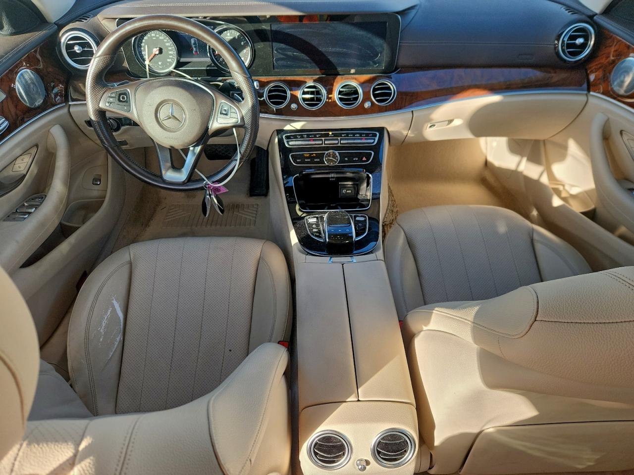 2018 MERCEDES-BENZ E 300 4MATIC photo 8