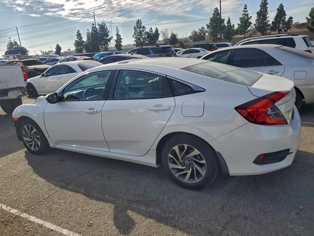 2016 HONDA CIVIC EX photo 2
