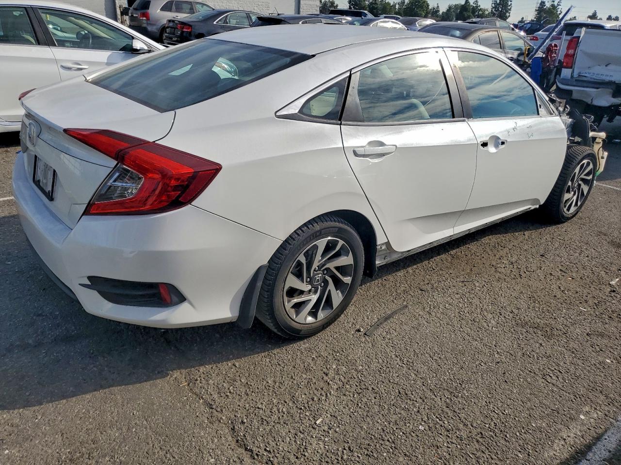 2016 HONDA CIVIC EX photo 3