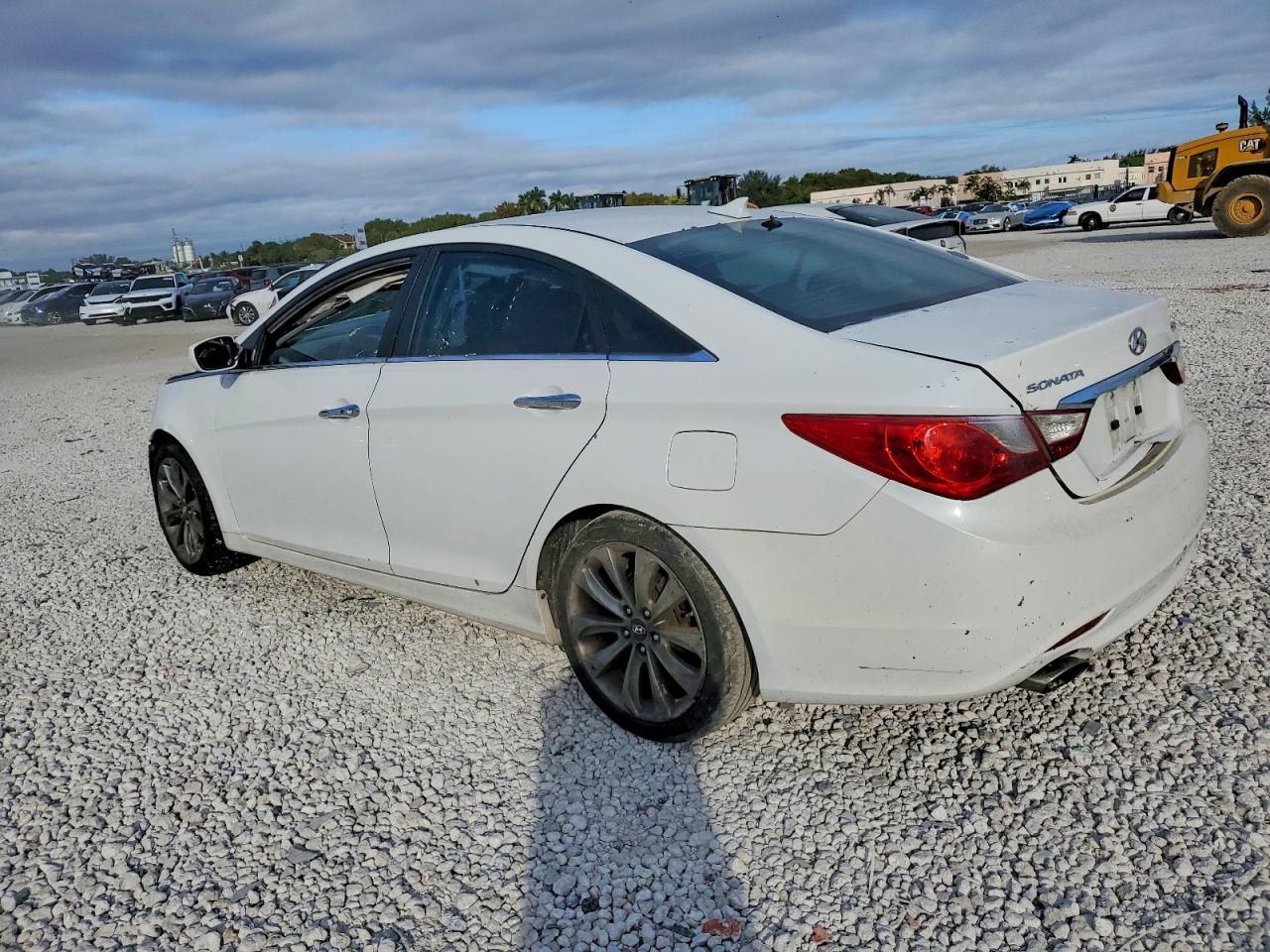 2012 HYUNDAI SONATA SE photo 3