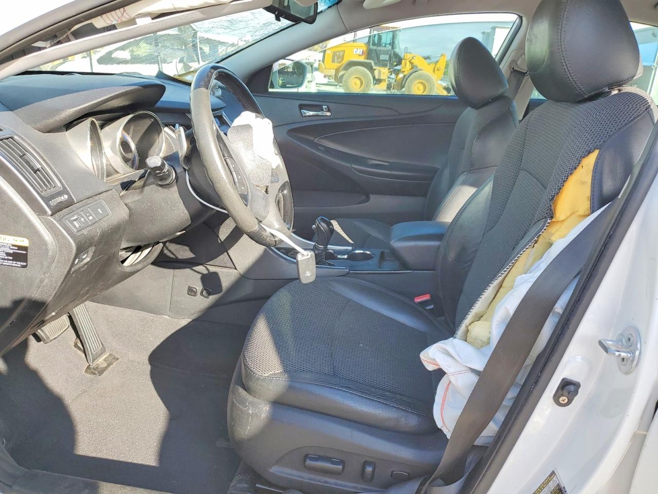 2012 HYUNDAI SONATA SE photo 13