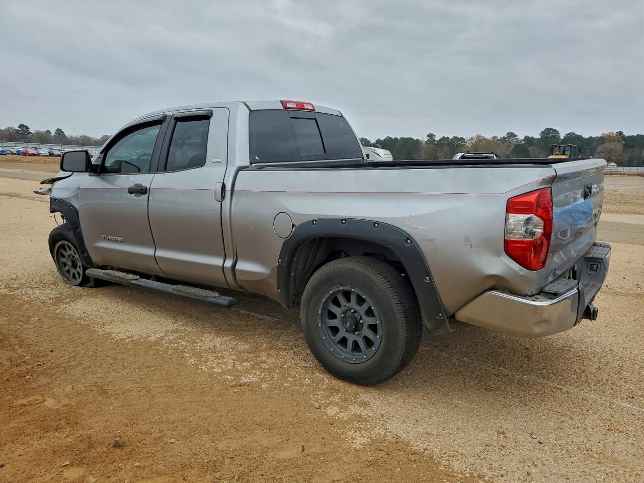 2014 TOYOTA TUNDRA DOUBLE CAB SR photo 3