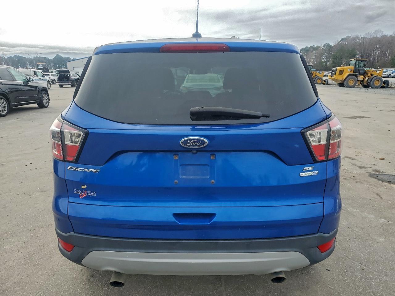 2017 FORD ESCAPE SE photo 6