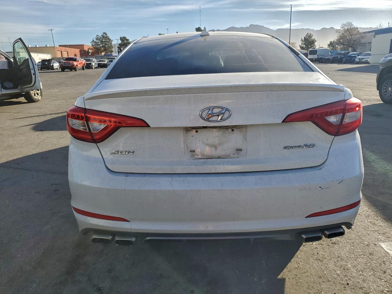 2015 HYUNDAI SONATA SPORT photo 6