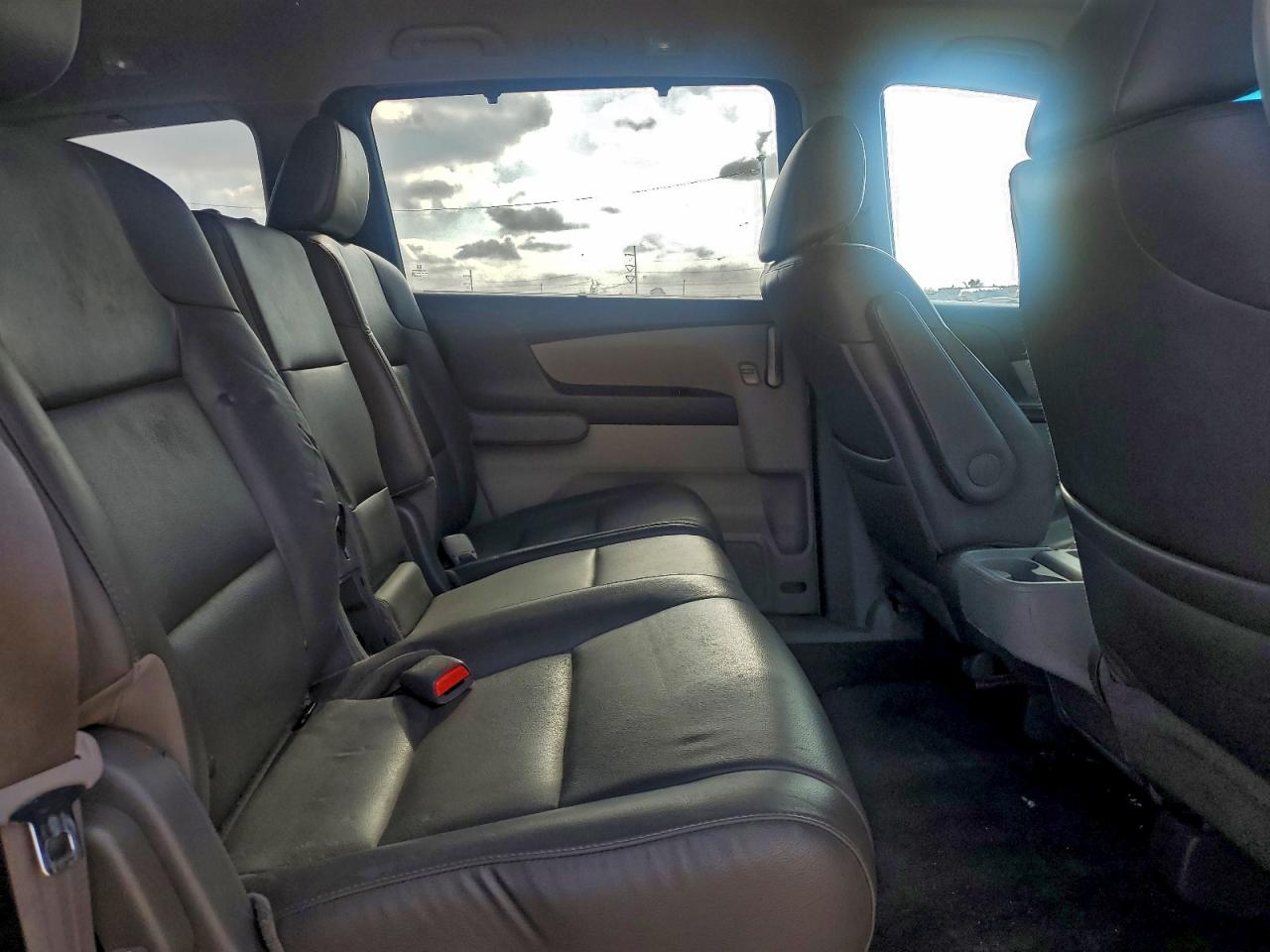 2012 HONDA ODYSSEY EXL photo 11