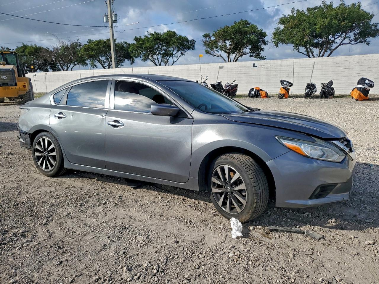 2018 NISSAN ALTIMA 2.5 photo 4