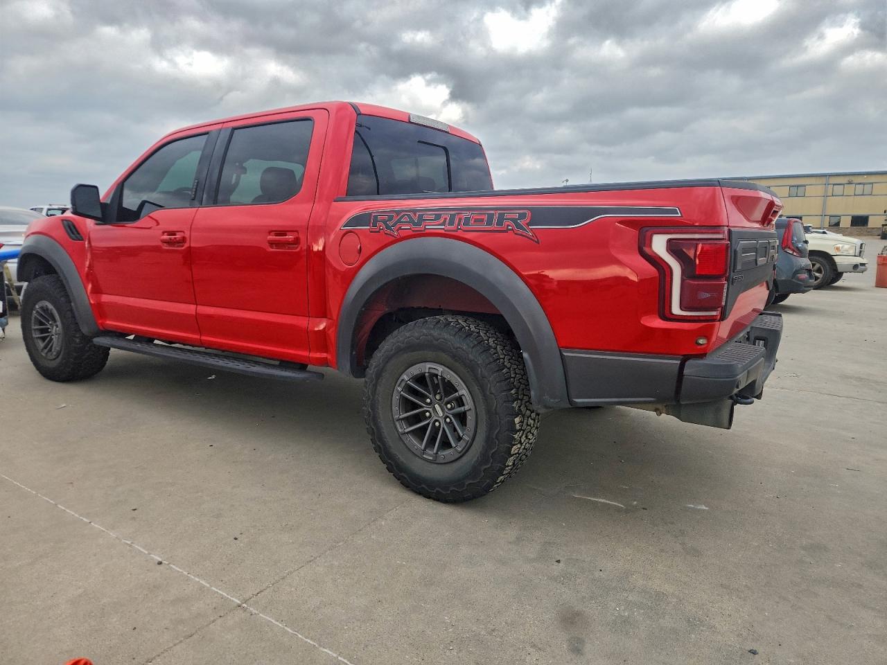 2020 FORD F150 RAPTOR photo 2