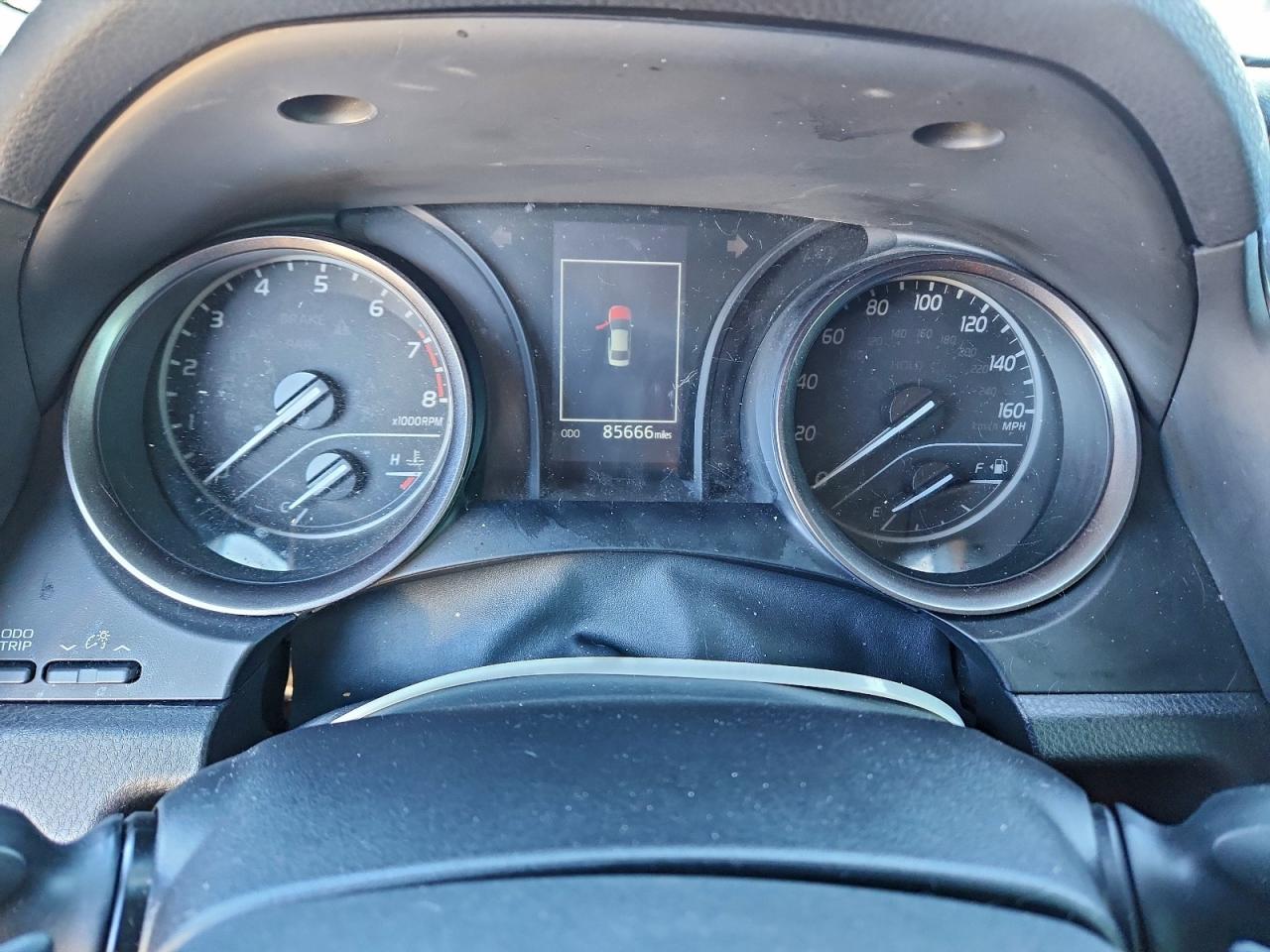 2021 TOYOTA CAMRY SE photo 9