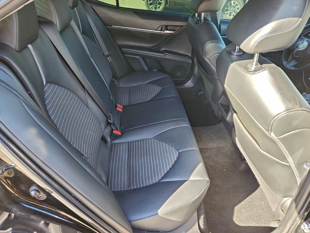 2021 TOYOTA CAMRY SE photo 10