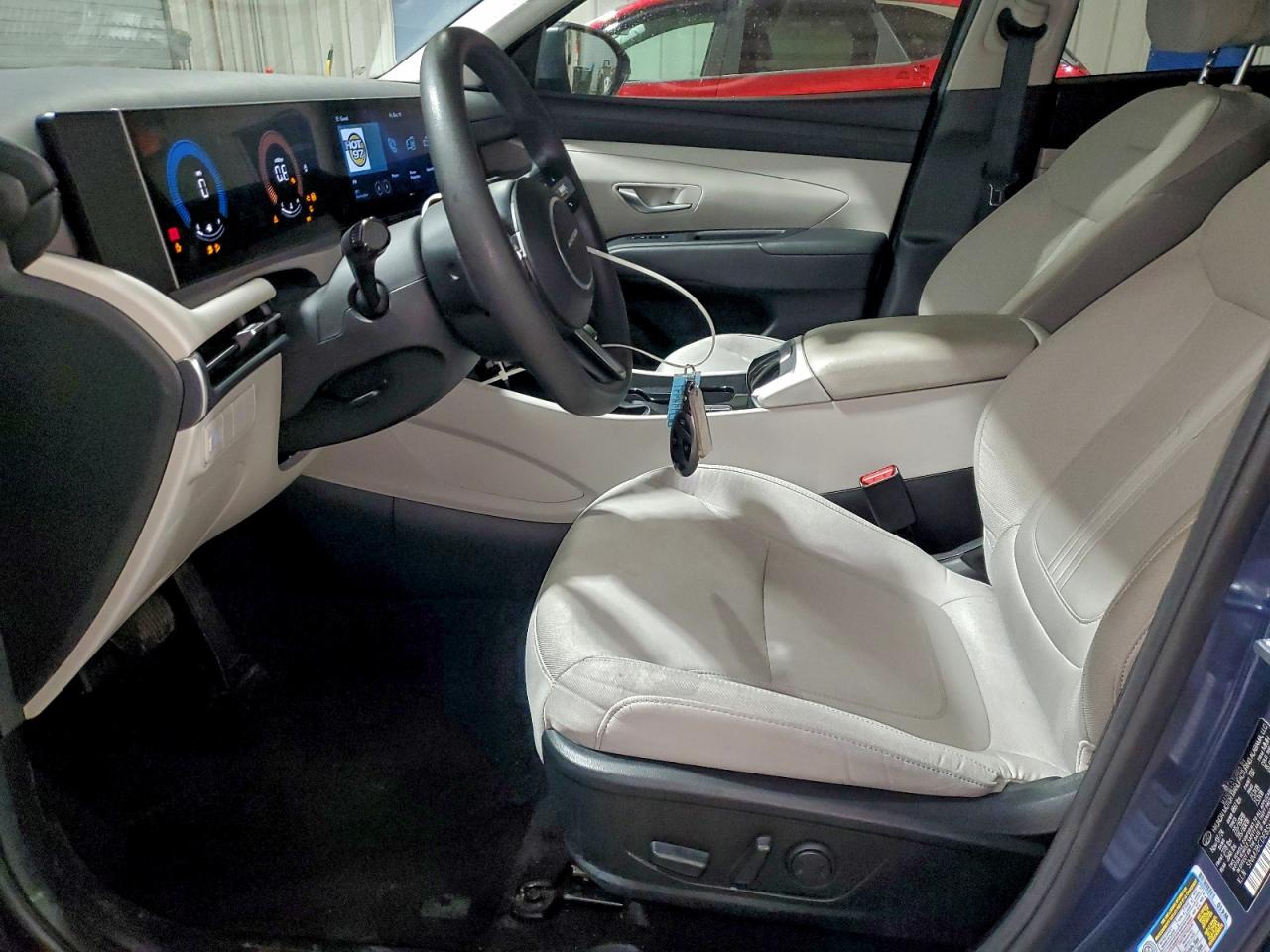 2025 HYUNDAI TUCSON SEL photo 13