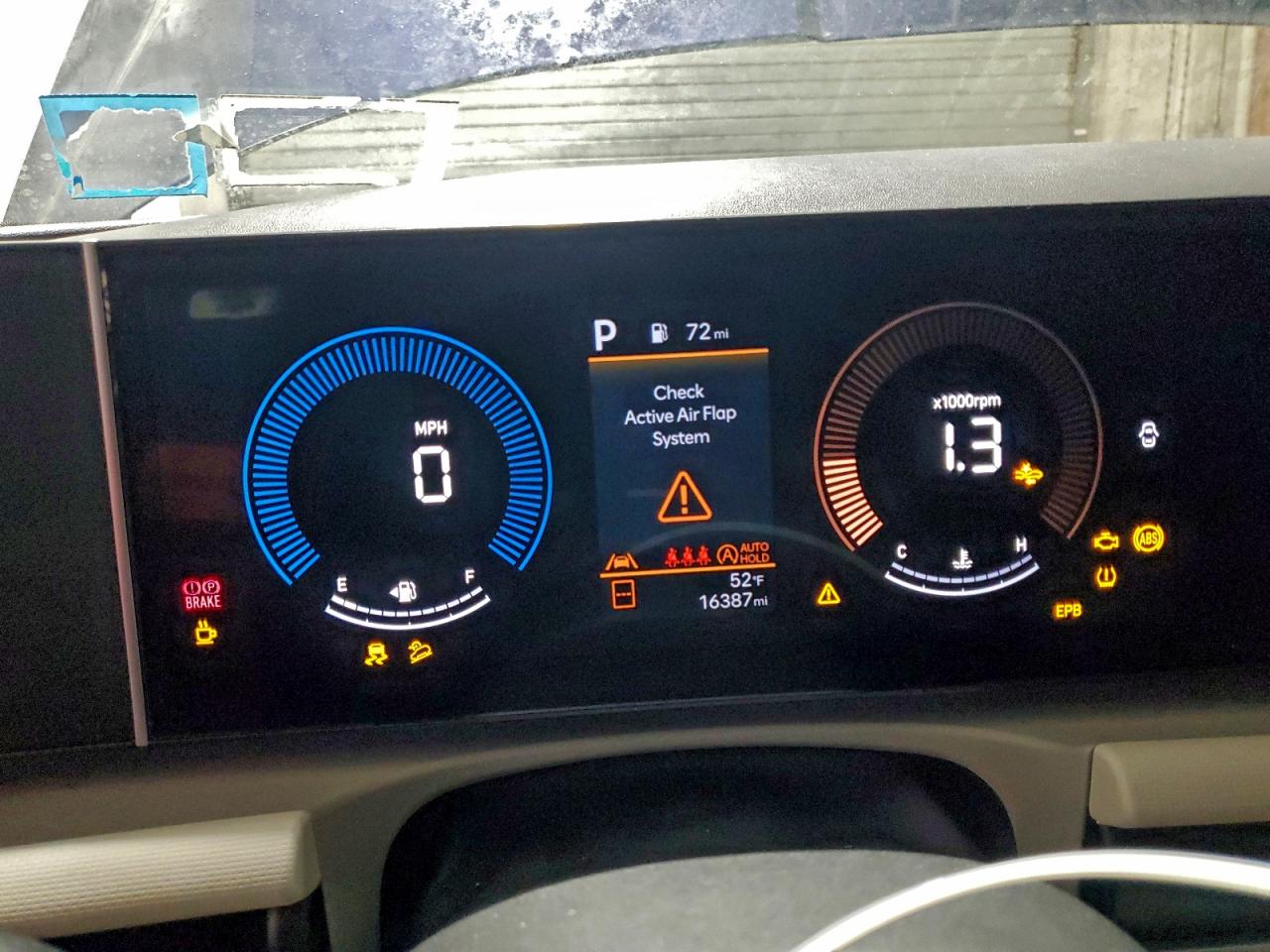 2025 HYUNDAI TUCSON SEL photo 17