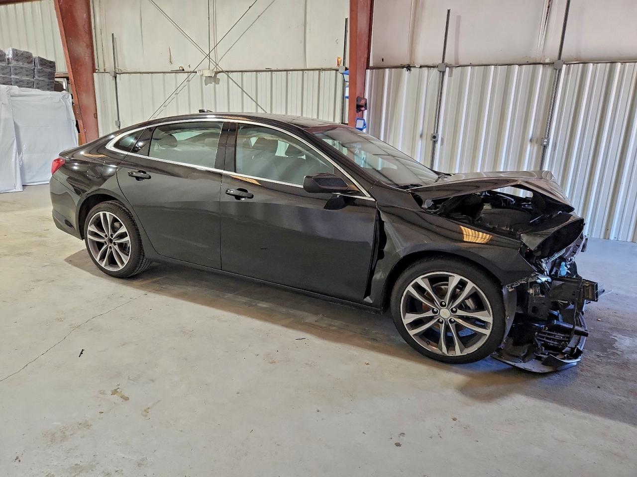 2023 CHEVROLET MALIBU LT photo 4
