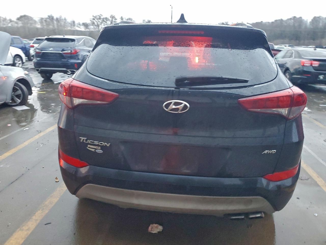 2018 HYUNDAI TUCSON VALUE photo 6