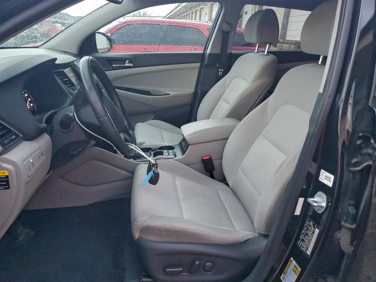 2018 HYUNDAI TUCSON VALUE photo 7