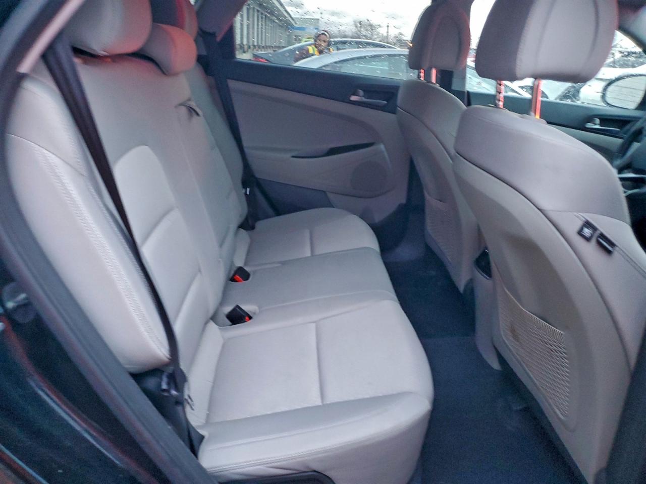 2018 HYUNDAI TUCSON VALUE photo 11