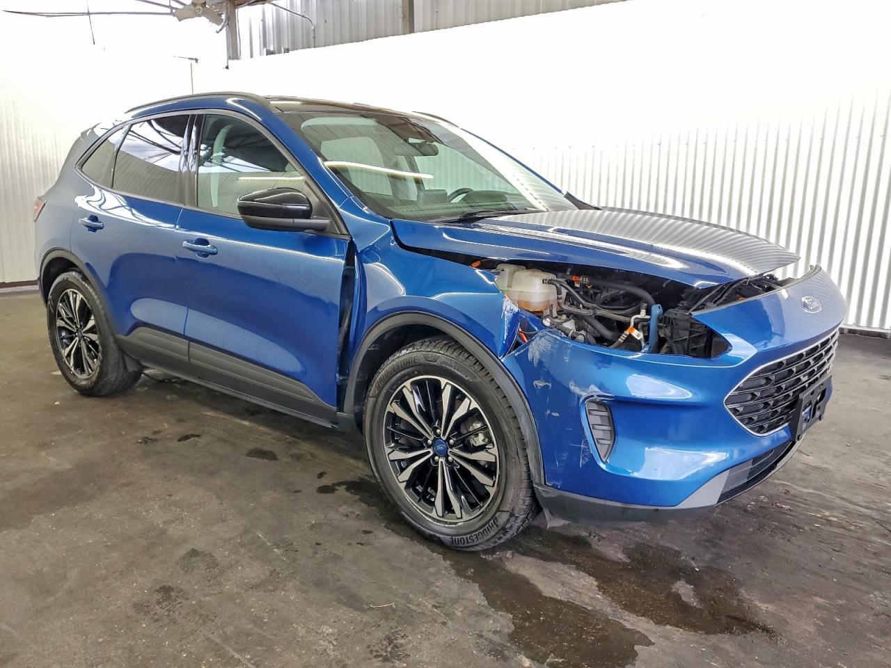 2022 FORD ESCAPE SE photo 4