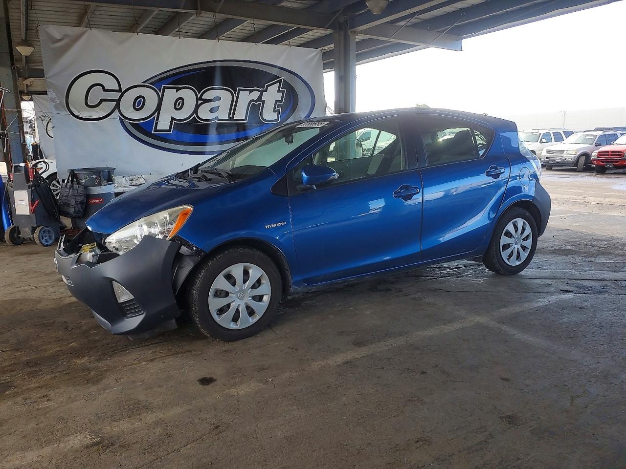 2013 TOYOTA PRIUS C